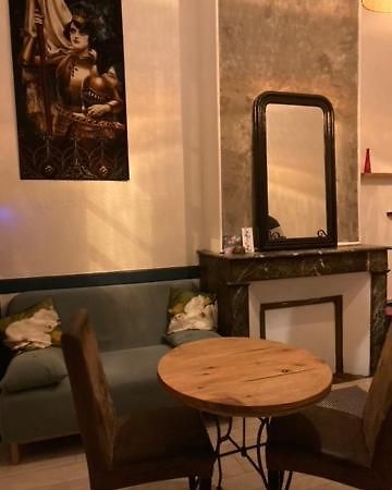L'Insolite Saintes Esterno foto