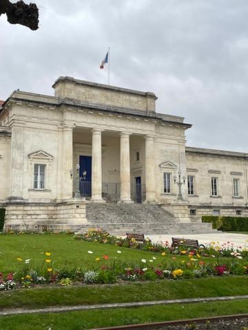 L'Insolite Saintes Esterno foto