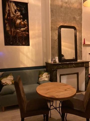 L'Insolite Saintes Esterno foto
